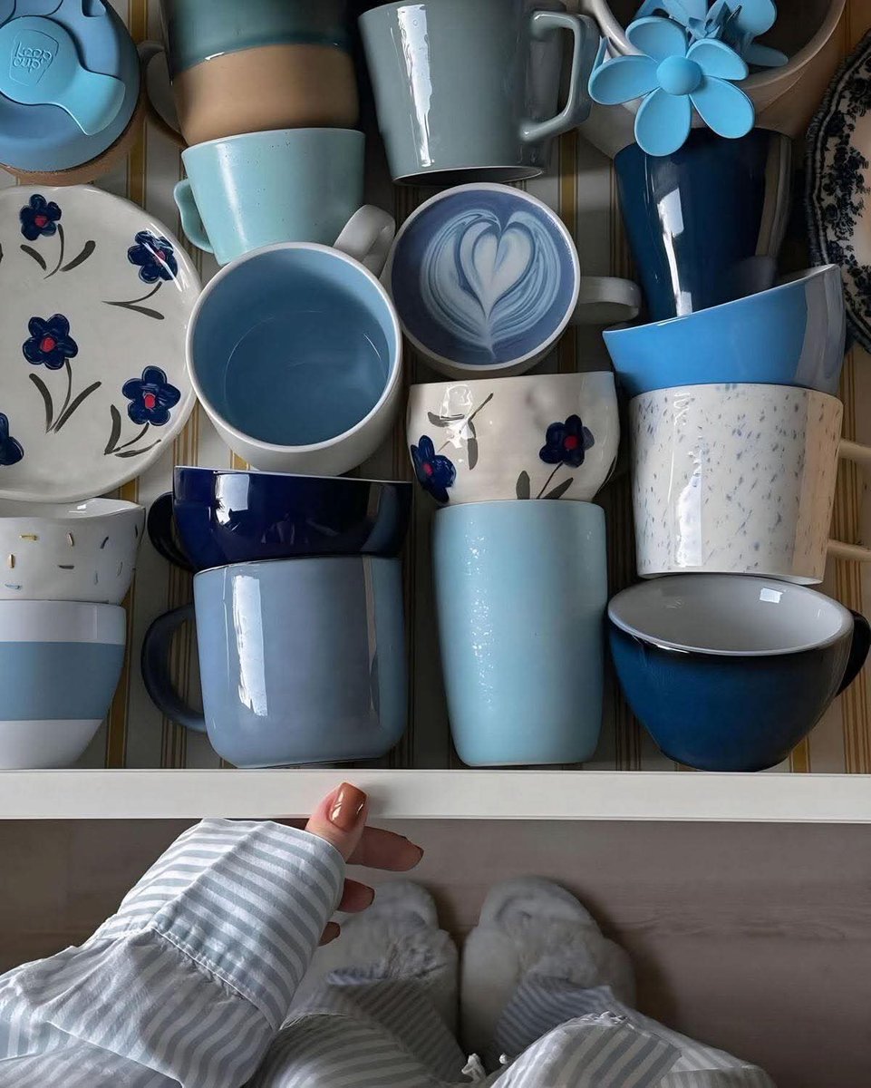 Bllury's tweet image. 