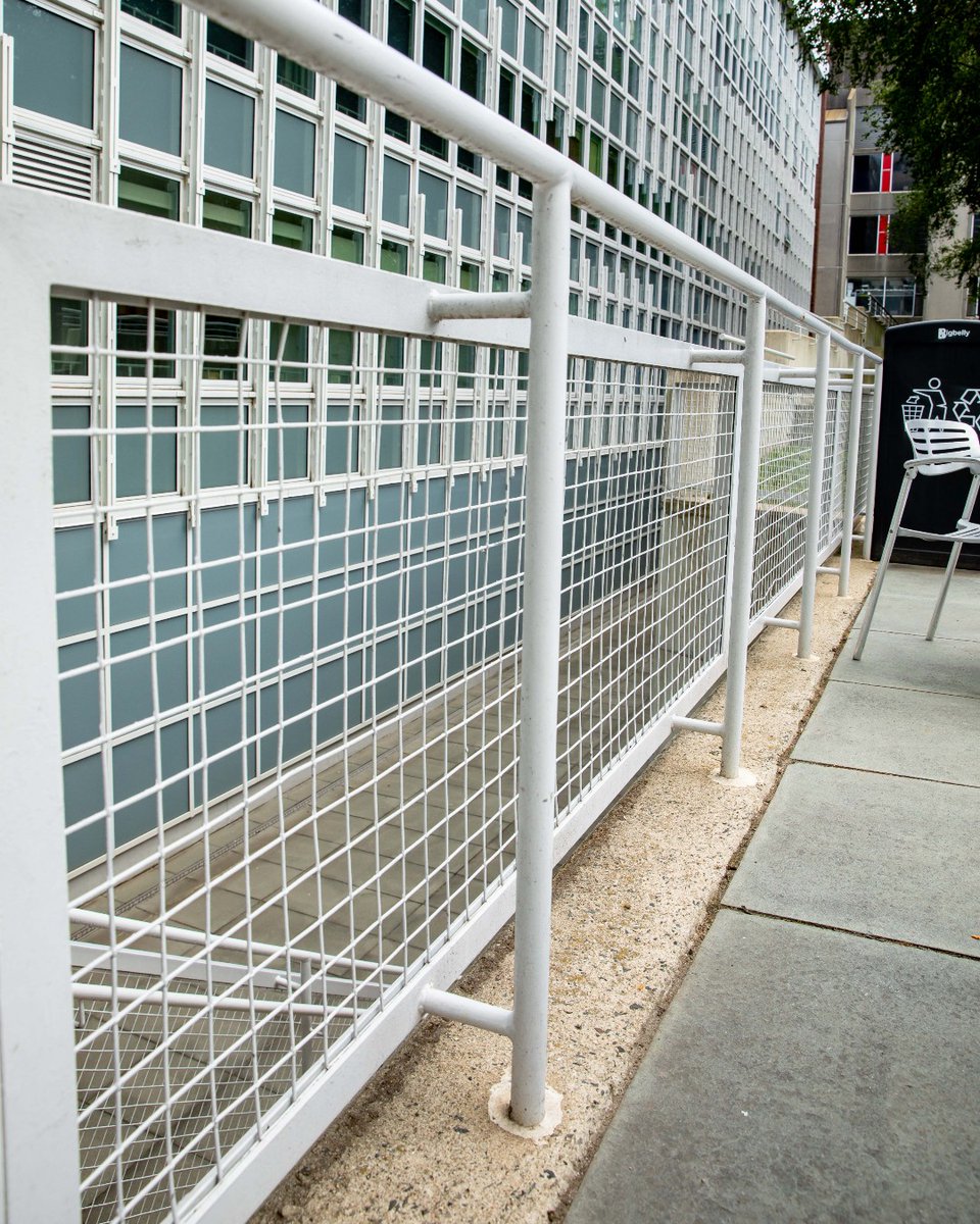 mcnicholsco's tweet image. At Harvard University, Square Wire Mesh brings function and aesthetics to the campus’s clean, modern architectural profile. 🎓

Its strength, versatility, and lightweight construction make it ideal for high-traffic academic settings. 🤩 

#WireMesh #HarvardUniversity