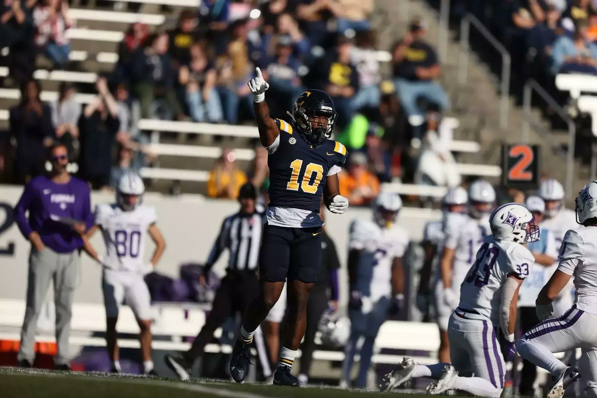 Our <a href="/PFSNcollege/">PFSN College</a> highest-graded SoCon LBs:

Ty Anderson, East Tennessee State: 88.0
Drew Clare, Mercer: 85.1
Carson Sloan, Samford: 83.4
Julian Fox, Mercer: 82.6
Zion Rutledge, Chattanooga: 82.6
Isaac Prince, Mercer: 82.0
Jaden Mosley, Samford: 81.6
Jalen Rambert, Wofford: 78.5