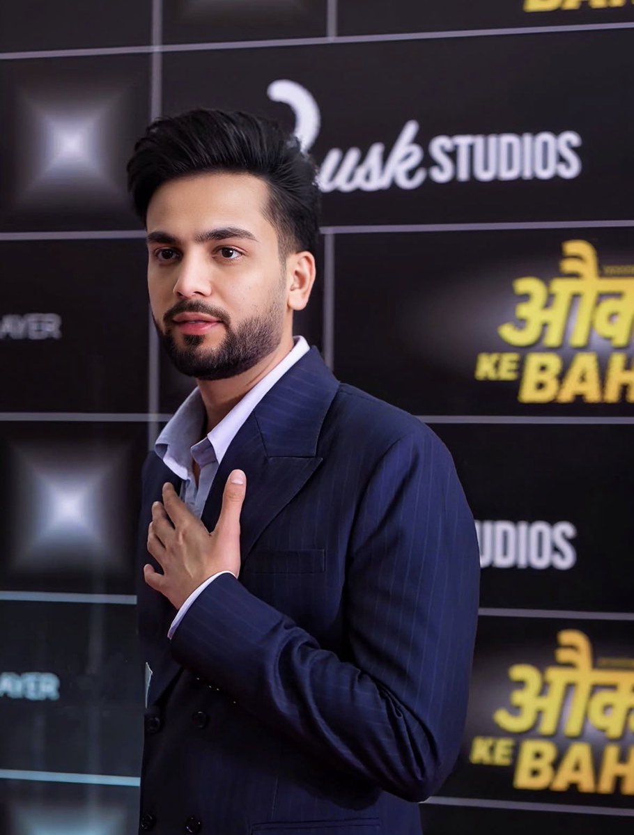 CristianoCR7117's tweet image. Already the web series, &apos;Aukaat ke Bahar&apos;, is trending at no. 1 on Amazon MX Player. 
#AukaatKeBaharStreamingNow 
#ElvishYadav #ElvishArmy