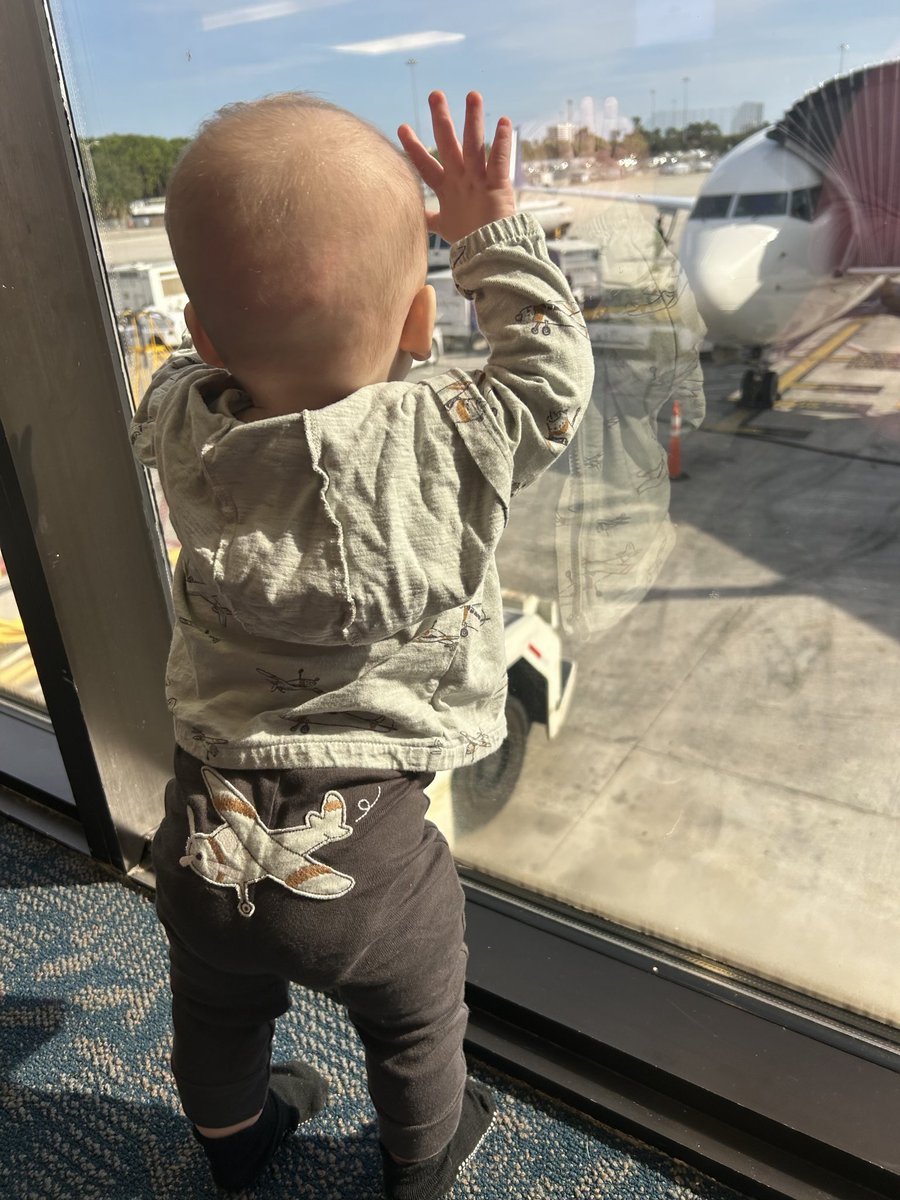 My 11 month old is ready for his first flight. Hopefully <a href="/Delta/">Delta</a> can fix this maintenance issue and get us in the air! #FirstFlight <a href="/flyPBI/">Palm Beach International Airport</a>