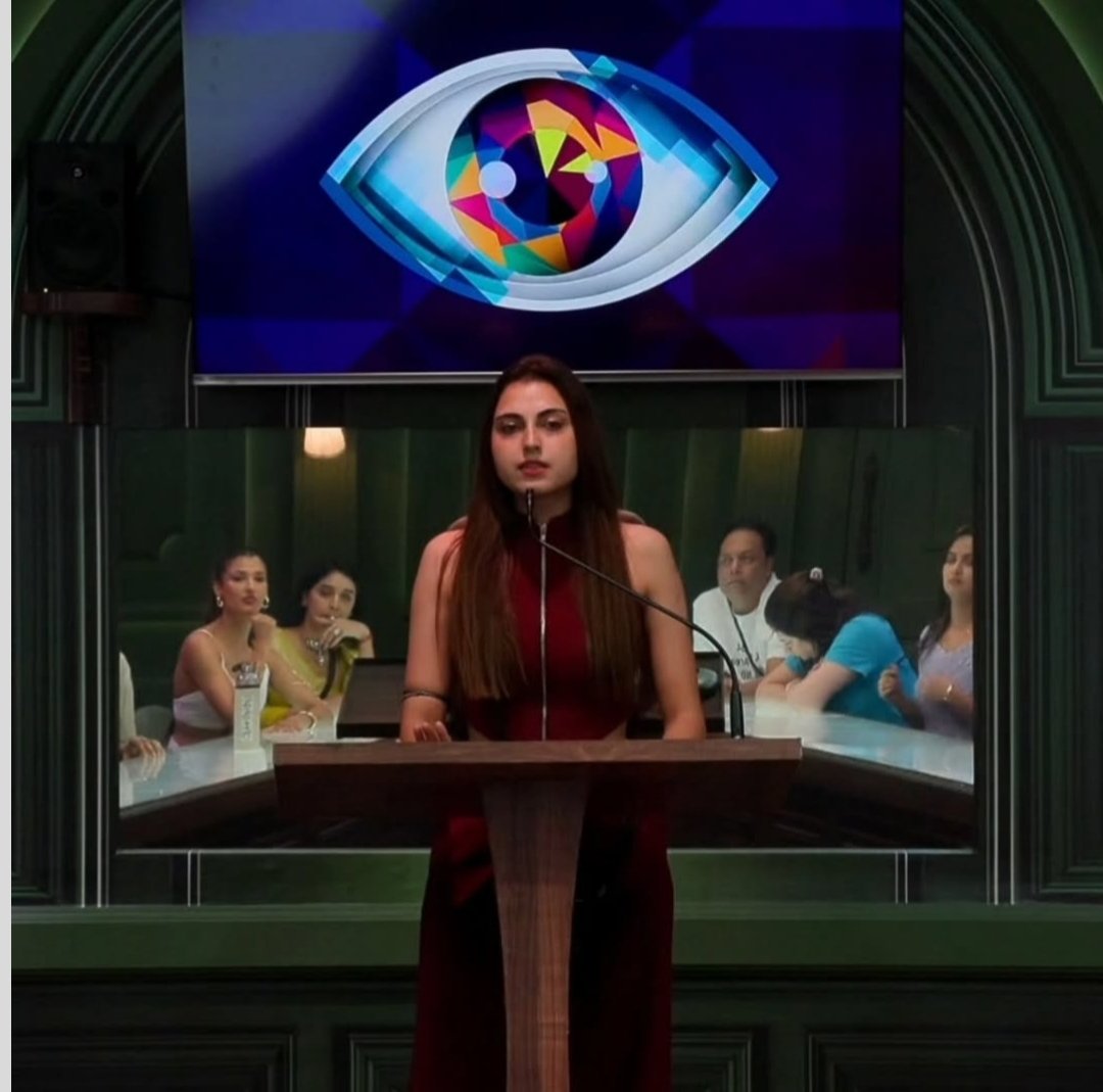 kxtstratford's tweet photo. no one stood by her on the first day, no one stood by her on the last assembly day. the story is already written by the universe, shes going to win it.

#FarrhanaBhatt #BiggBoss19 https://t.co/BvLdFkGXup