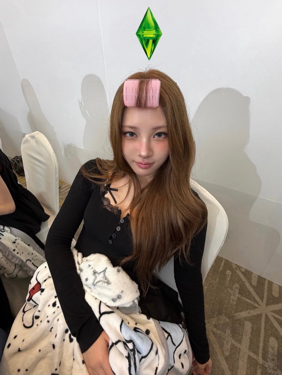 locketchaein's tweet image. Happy birthday to this angel. Love you so much and I'm so grateful for your art and talent. I will always be here to support you. 생일 축하합니다 채영🩷💖💜

@eoseowaebwara
#BreatheInWithChaein
#ForeverOurChaengy
#채영이는_나를_숨쉬게_해