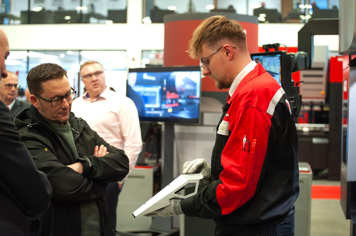 What an incredible few days it has been here at the Amada UK Technical Centre. We have loved welcoming so many of you to our Christmas Exhibition. It’s been fantastic to catch up, discuss your plans for the new year, and showcase our latest sheet metal technology in action.

We