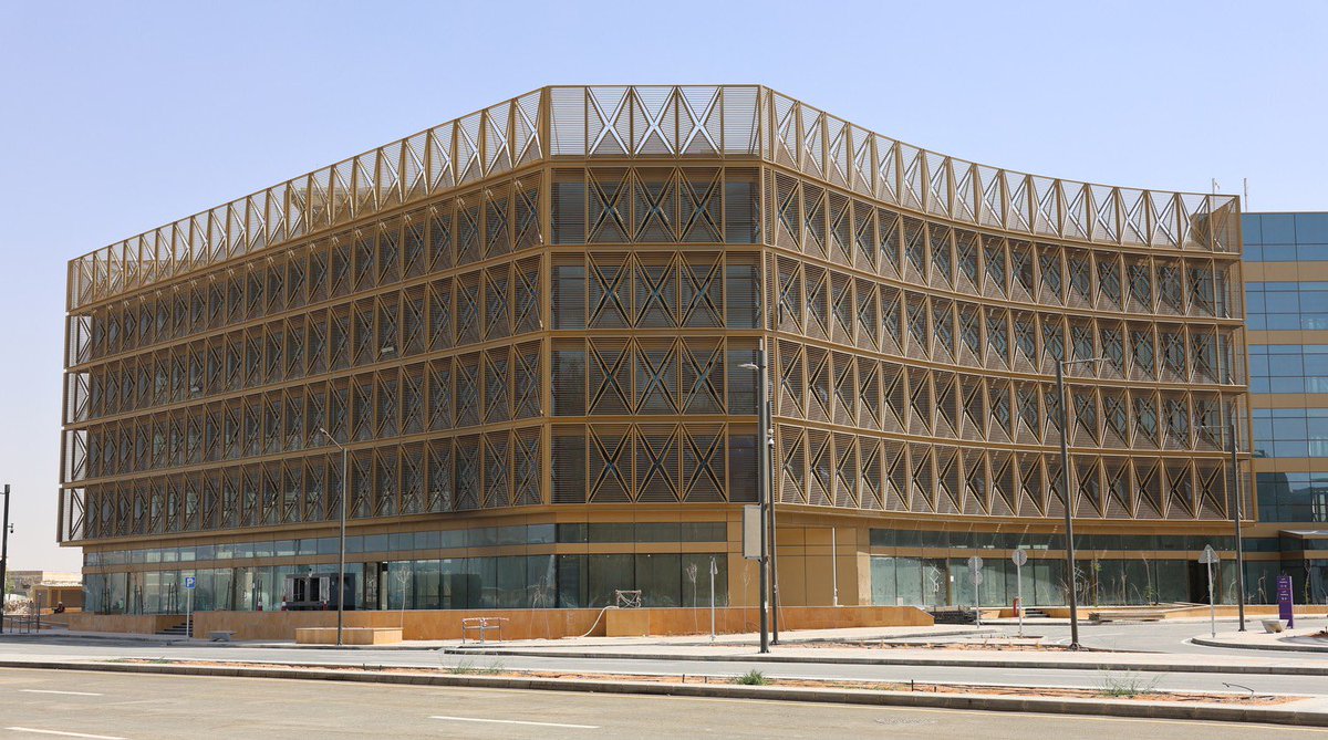 مشاريع السعودية tweet media