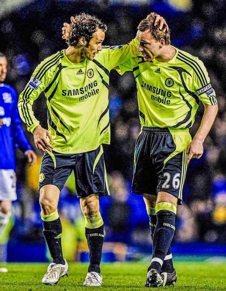 I could remember when Chelsea had scary strikers and scary defenders 😭

Now what we have are babies who can’t defend or attack.

Good old days 🤦🏻‍♂️