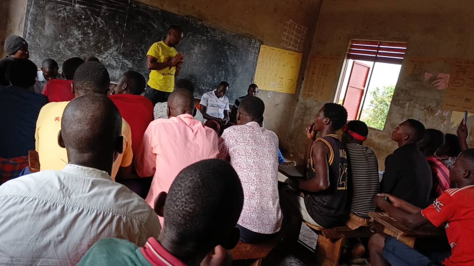 GideonSsekidde's tweet image. Kassanda South on fire, Youth power. Protecting our gains, one step at a time.Let's keep pushing, Kassanda South, Together, we're unstoppable. Our future is bright. We're writing our own story.
 #KassandaSouth 
#YouthPower 
#HonEriaMubiru