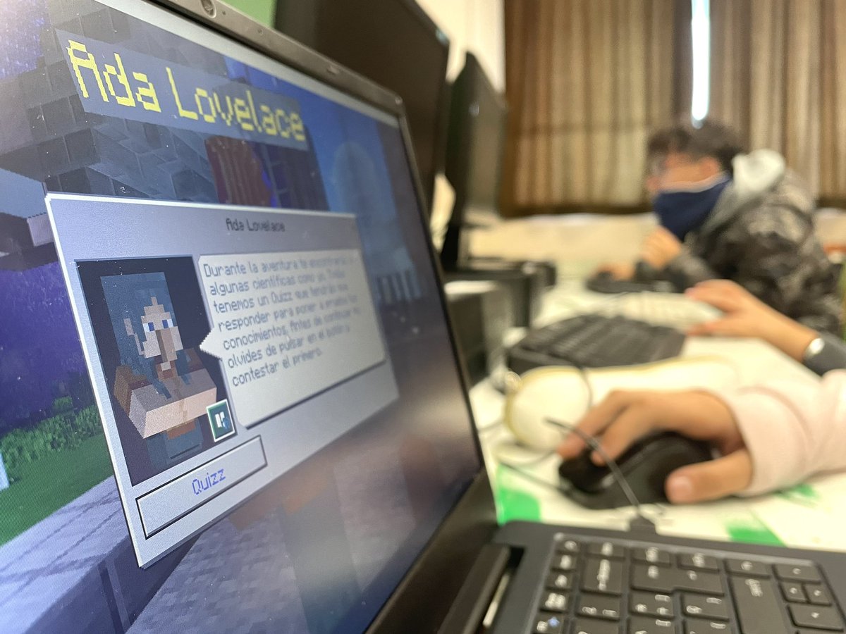 ijoaquinrodrigo's tweet image. ¡Los alumnos de #2ESO trabajan este trimestre en la asignatura de #Informática en el #ProyectoTechmi! ¡Se trata de una colaboración con #MinecraftEducation organizada por la Real academia de ingeniería para fomentar las carreras STEM! #SerQuienQuieras #joaquinrodriguismo
