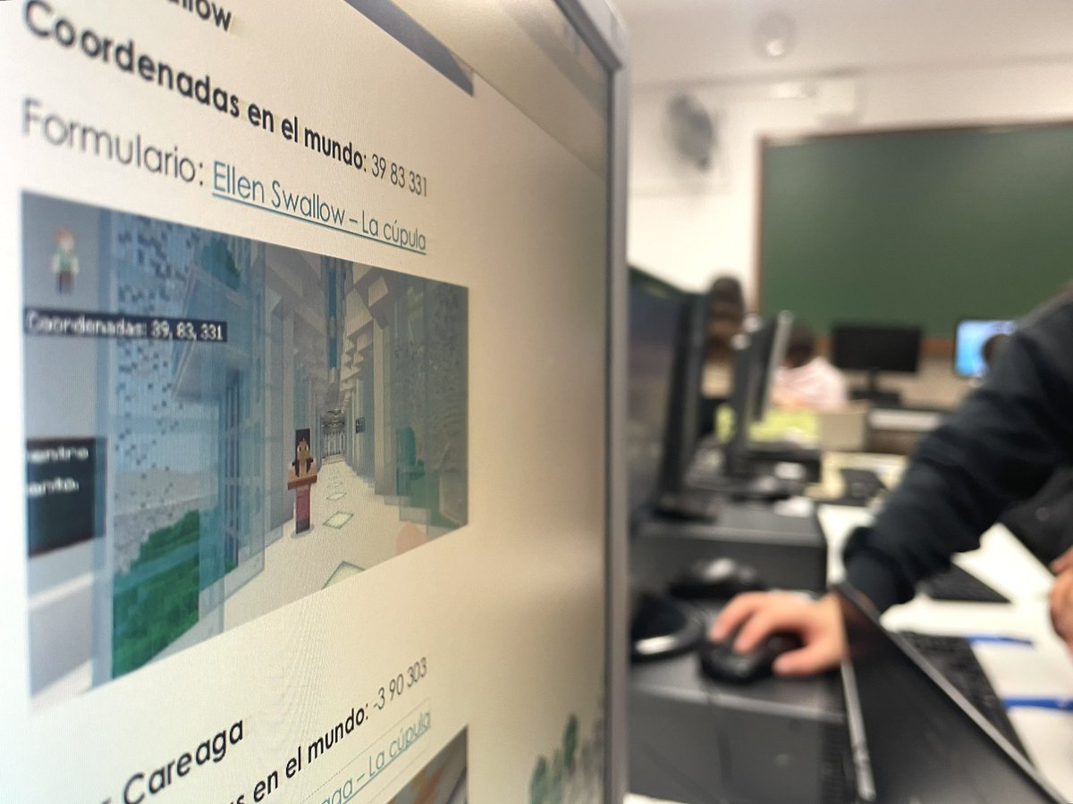 ijoaquinrodrigo's tweet image. ¡Los alumnos de #2ESO trabajan este trimestre en la asignatura de #Informática en el #ProyectoTechmi! ¡Se trata de una colaboración con #MinecraftEducation organizada por la Real academia de ingeniería para fomentar las carreras STEM! #SerQuienQuieras #joaquinrodriguismo