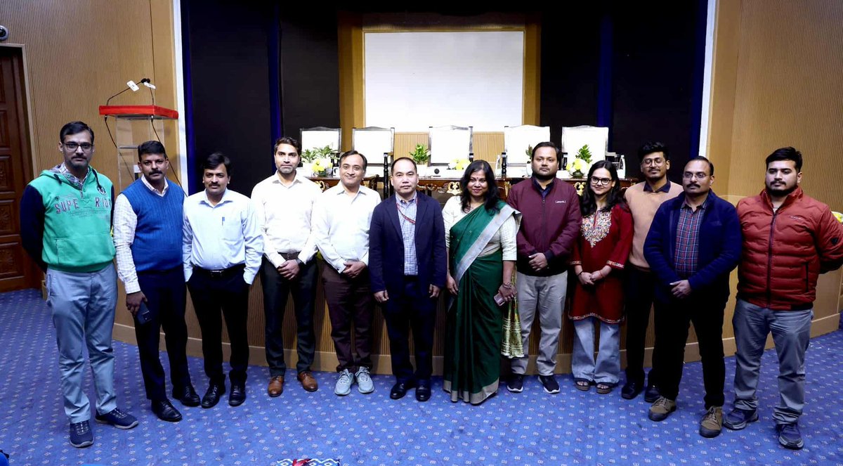 nstfdc_in's tweet photo. This marks a significant milestone in advancing educational support and creating enriched learning environments for the students of Eklavya Model Residential Schools (EMRS).

@TribalAffairsIn @NESTSHQ @OilIndiaLimited @NCL_SINGRAULI #CSR https://t.co/8rVDYpVyuW