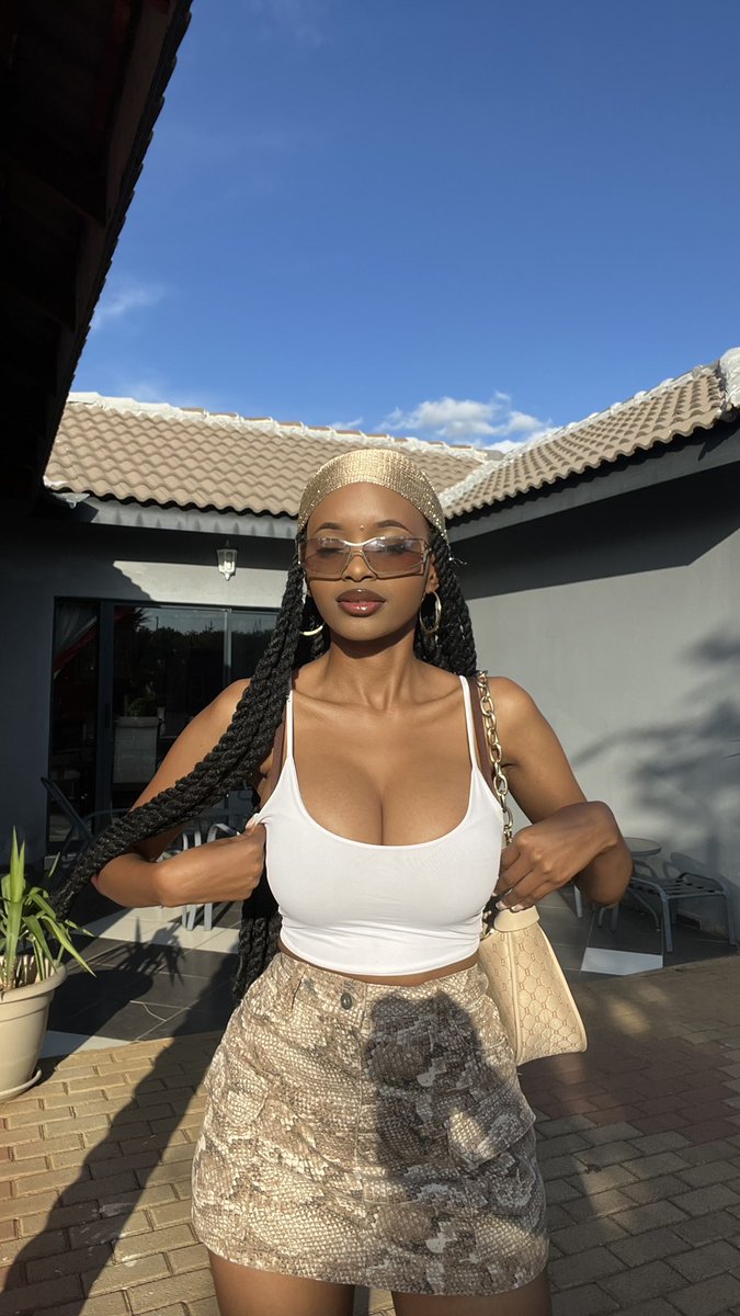 Cruellas_Devil's tweet image. the finer things in life .