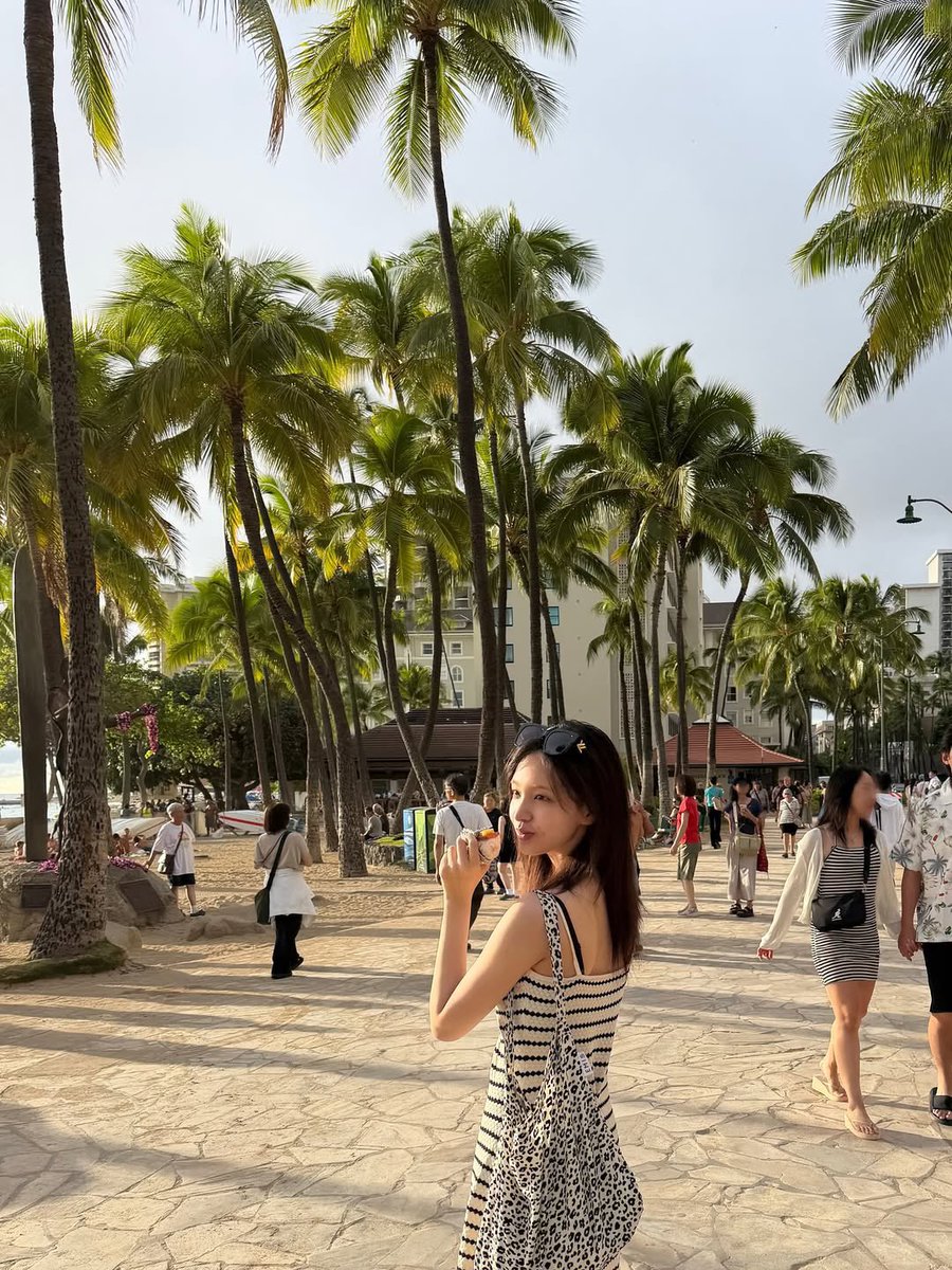lizeui's tweet image. i sipped my treat sweetly while watching the shadows dance, smiling just enough for no one to question what i might be plotting. it’s darling how easily the world softens when i tilt my head, though i’m certain the palms know i’m far less innocent than i seem 🏝️