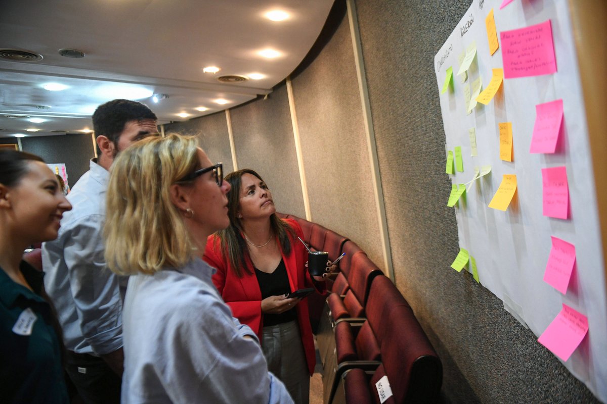 Lore Moscovich tweet media