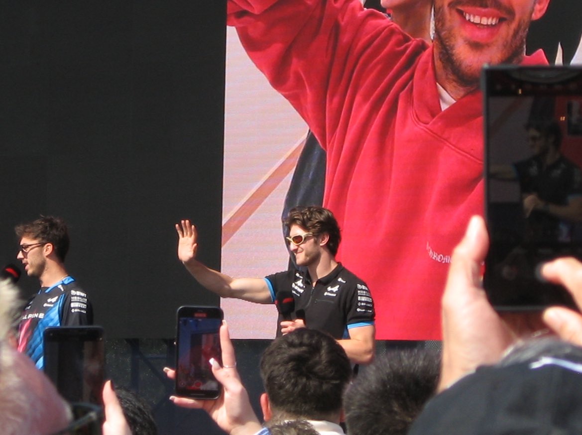 schuvettel's tweet photo. Last year was his first f1 weekend โน๏ธ #JD7 https://t.co/SQMgP8TH1o