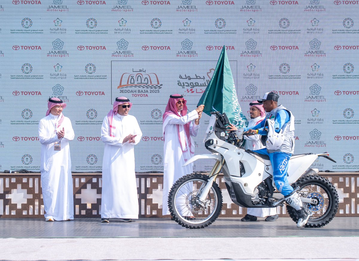 خالد بن سلطان العبدالله الفيصل tweet media