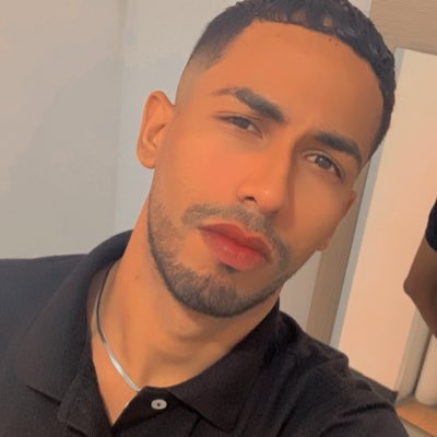 Christ99111's tweet photo. #NuevaFotoDePerfil https://t.co/Kf30rXXHYA