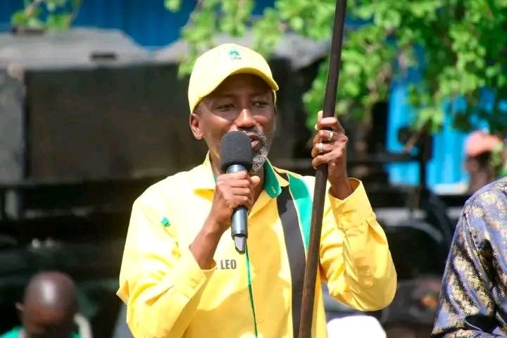 MaragiaWakili's tweet image. UPDATE: Two voters file petition challenging win of MP Leo Wa Muthende, allege inconsistency in his identities and that he is not a registered voter.