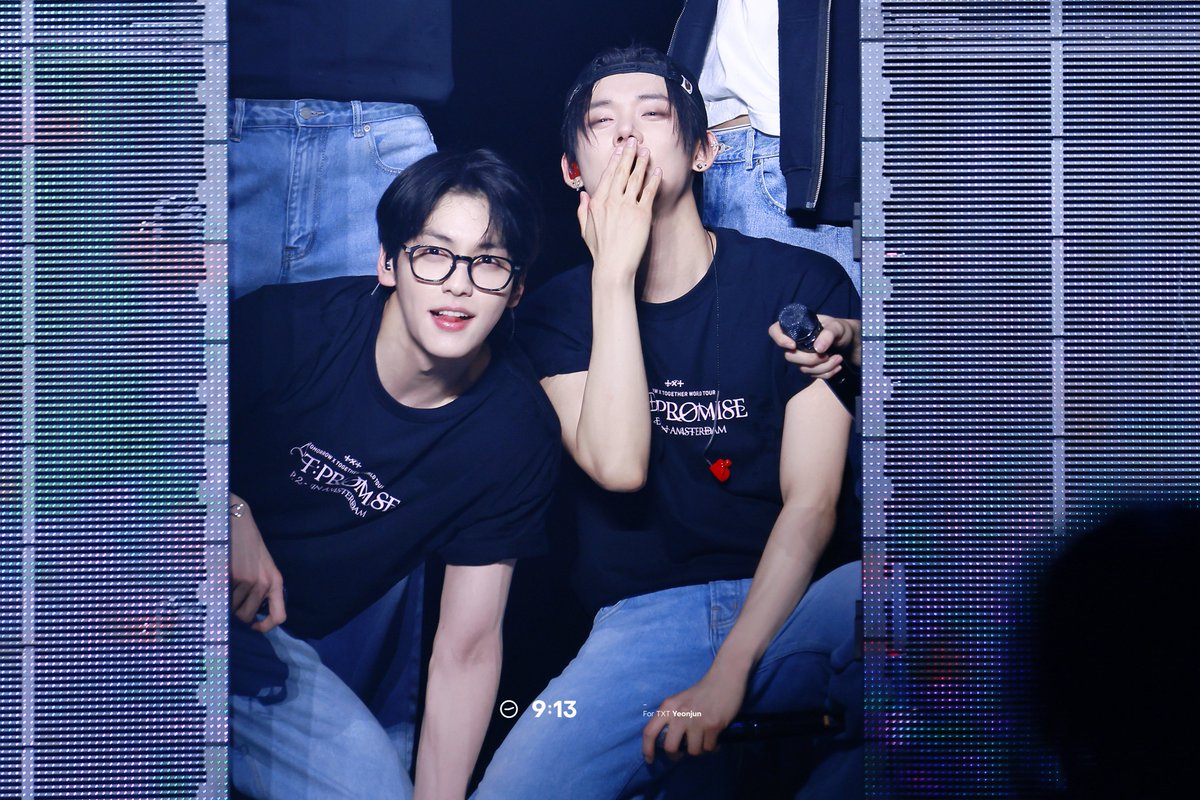 TIME_yj's tweet photo. 🎂🎁

#수빈 #SOOBIN #투모로우바이투게더 #TOMORROW_X_TOGETHER 
#닉주디즈 #형아즈 #연준 https://t.co/huitOF697y