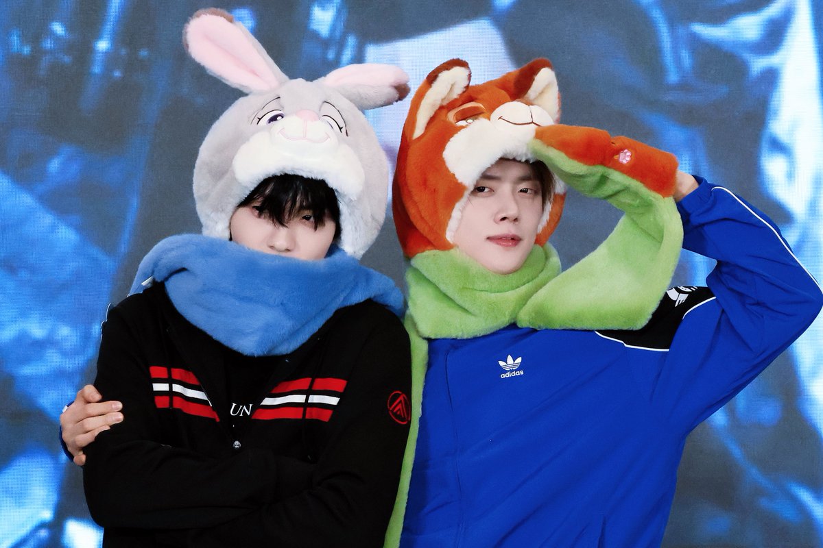TIME_yj's tweet photo. 🎂🎁

#수빈 #SOOBIN #투모로우바이투게더 #TOMORROW_X_TOGETHER 
#닉주디즈 #형아즈 #연준 https://t.co/huitOF697y