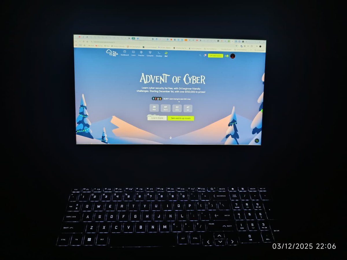 i75m3R4NDY's tweet image. 🎄@tryhackme
Advent of Cyber — Day 3 Vibes! Just kicked off today’s challenge and my setup is running HOT 📷📷 📷 Dropping my AoC setup  Messy nighty desk supremacy  📷

#adventofcyber2025 
tryhackme.com/adventofcyber2…