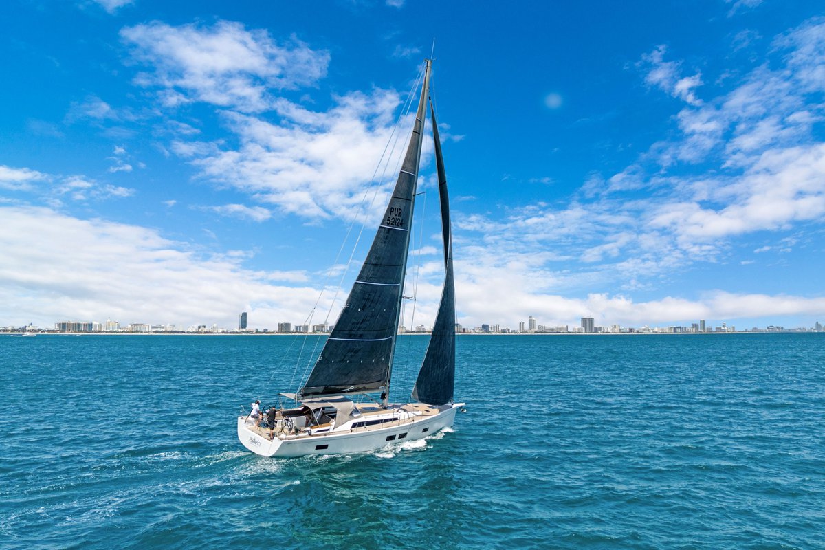 AccuTour's tweet photo. Luxury on Land &amp; Sea. 📷📷

We don't just capture homes; we capture lifestyles.
Check out this stunning sailboat shot out of 300 Alton Rd in Miami Beach. Whether it's a waterfront estate or the vessel parked behind it, we provide high-end media that sells the dream. https://t.co/xWH1Y0Ah3W