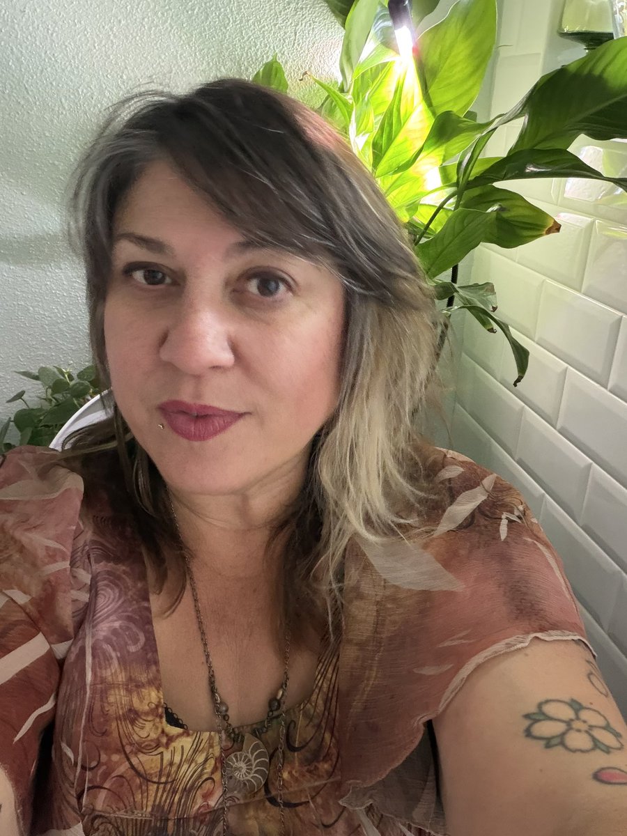 Sophia Amelia tweet media