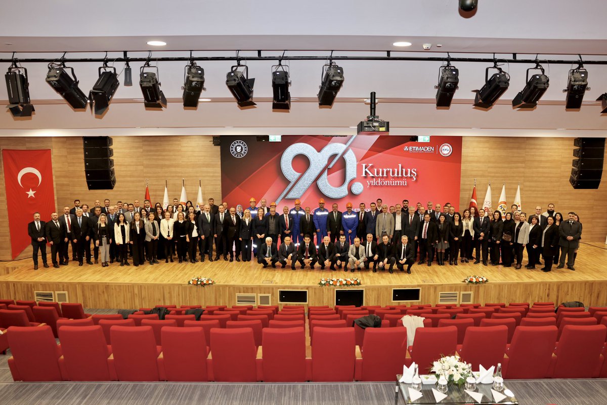 Ülkemizin yer altı kaynaklarını milletimizin hizmetine sunmak için alın teriyle çalışan tüm madencilerimizin Madenciler Günü’nü kutluyor, ebediyete irtihal eden madencilerimizi rahmet ve minnetle anıyoruz. 
4 Aralık Madenciler Günü Kutlu Olsun!