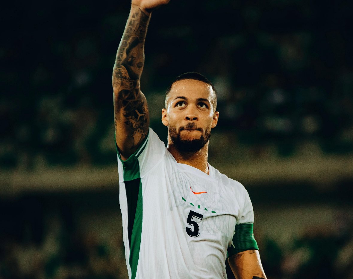 It all started in 2015 and ended in 2025.
10 years of dedication, hard work, pure love and leadership spirit.
The Captain of the Super Eagles of Nigeria says goodbye to National team football. 
Troost-Ekong takes a bow.🇳🇬🧡
#Troostekong