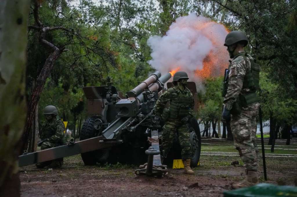Επίσημος Εορτασμός της Αγίας Βαρβάρας, Προστάτιδας του Πυροβολικού

Aνακοίνωση Τύπου ➡️ army.gr/news-announcem…

#ΕλληνικόςΣτρατός, #HellenicArmy