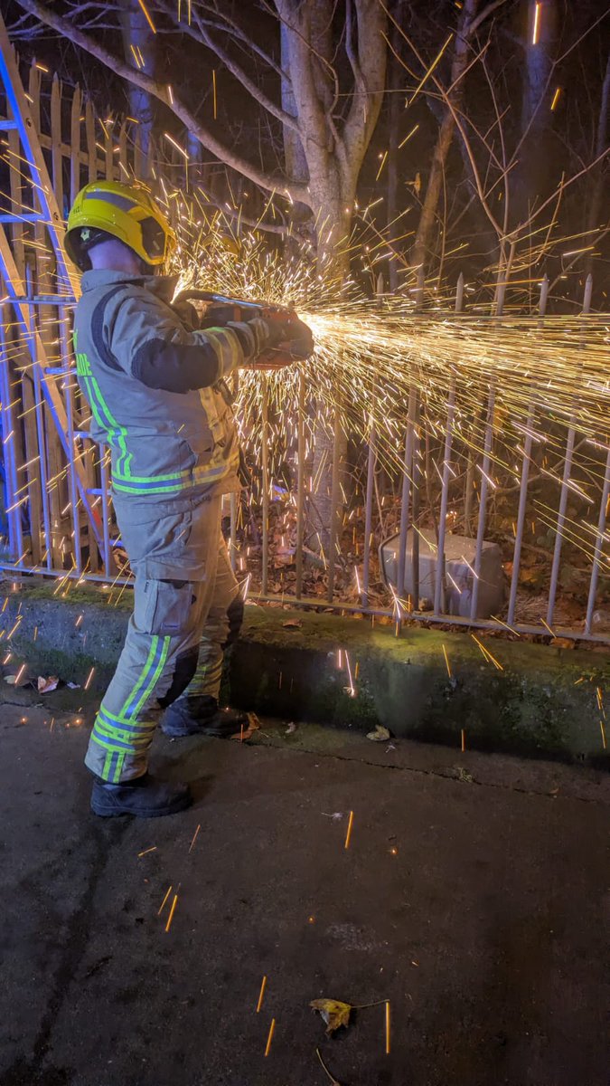 Dublin Fire Brigade tweet media