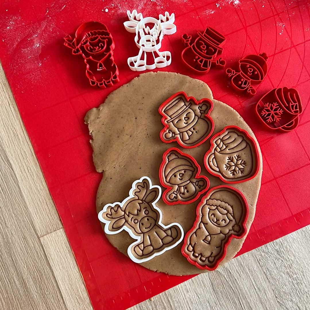 Printmas day 4: Are you getting ready for holiday baking? 👩‍🍳 🍪 You can find a huge database of cookie cutters on Printables! To make your selection easier, we created a special collection where you’ll find not only Christmas motifs, but also beloved movie characters, animals,