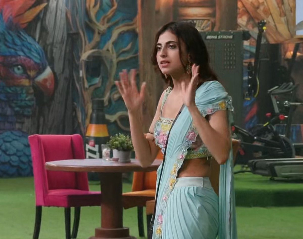 RudraAlways's tweet photo. She never deserved #TanyaMittal Kindness 😤
#BB19
#BiggBoss19 https://t.co/HGIWmHSJ4C