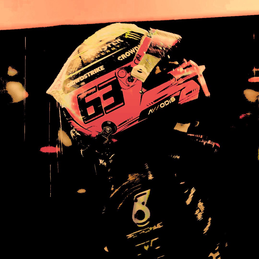 ✩ ʀᴏᴡᴀɴ. tweet media