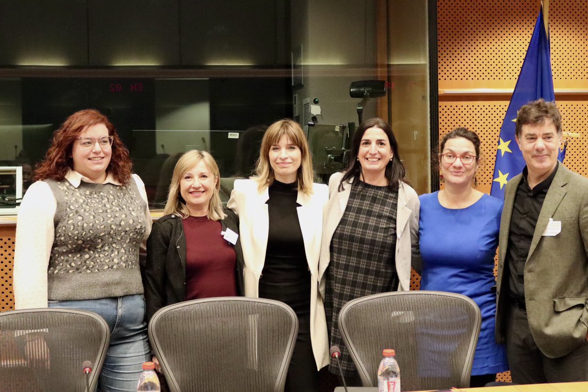Socialistas_PE's tweet photo. 🇪🇺La Eurocámara negoció hace poco la Directiva sobre los Derechos de las Víctimas.

Este es uno de los pocos instrumentos jurídicos en el que la justicia restaurativa está reflejada. 

🗣️ @jalloul_hana sobre ‘Justicia restaurativa y derechos humanos. De la práctica al principio’. https://t.co/0jLkq3Tvol