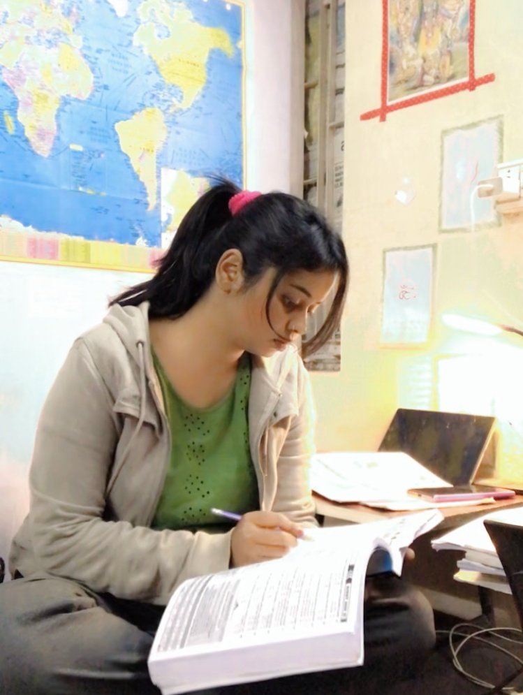 Good night everyone 🥱😴 
Sweet dreams 🌌