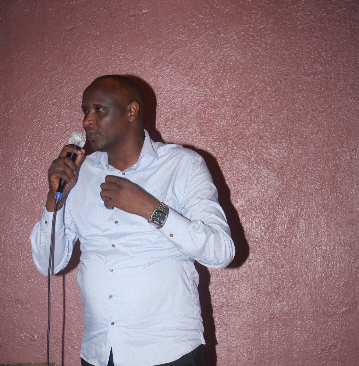 En ce #j10 des 16 jours d’activisme, le Président du #CAVIB réaffirme que combattre les violences faites aux femmes est une responsabilité collective et urgente. Il appelle à renforcer l’engagement pour assurer à chaque femme une vie digne et protégée. <a href="/DefendDefenders/">DefendDefenders</a> <a href="/hrw/">Human Rights Watch</a>