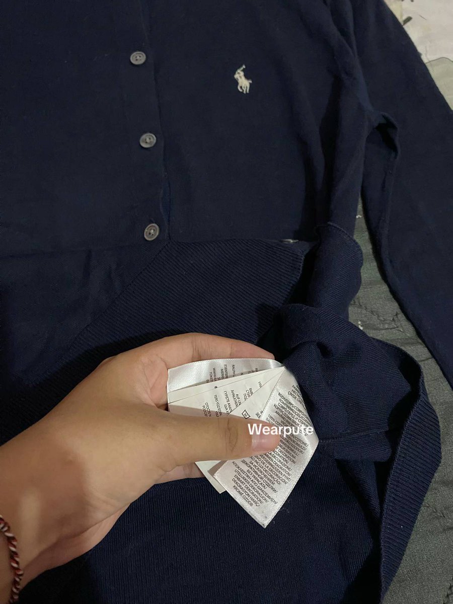Wts cardigan tweet media