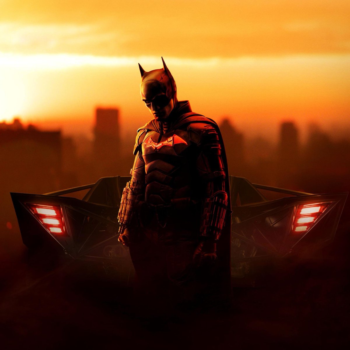TheBatmanSagaNW's tweet photo. Scarlett Johansson reportedly instructed her team to pursue the role in ‘THE BATMAN 2’ aggressively and do whatever it took to figure out her schedule once she heard Emma Stone passed on the role.

(Source: https://t.co/XSYTQQsmpX) https://t.co/yqheD7k4AL