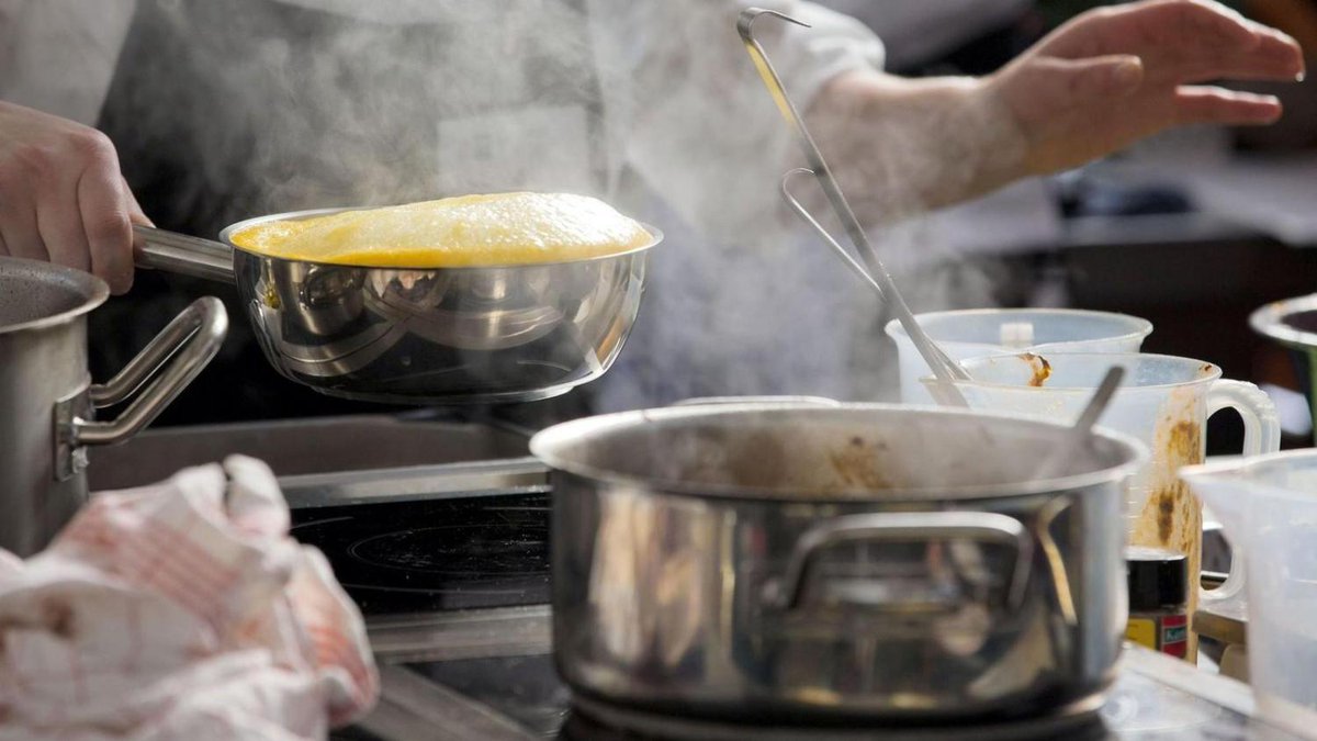 morgenpost's tweet image. Verschwundene vietnamesische Azubis: Polizei nimmt Ermittlungen auf morgenpost.de/bezirke/pankow…