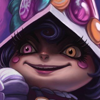 LuluAcervo's tweet photo. ❄️| Acredito firmemente que a Lulu Agridoce deveria ter sido uma skin de Halloween, não de Natal 

Olha só aquela yordle maluca! Eu a adoro 😈🍬 https://t.co/slYWE8OB1l