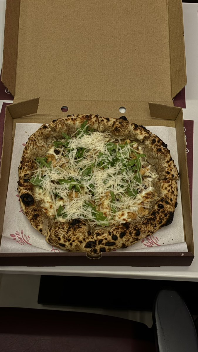 lu2en's tweet image. لا تتواضع للوضيع .. يضيع قدرك
منت مجبور .. على بعض التواضع

مساء الخير🩶.