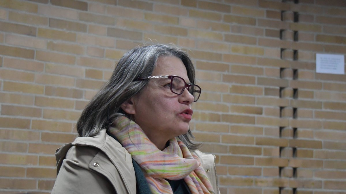 🎓Les compartimos algunos momentos de la presentación pública de la Tesis Doctoral "La potencia de la infancia: pensar la novela de formación colombiana para una política de la diferencia" de Edwin Cubides Serrano 👓✨