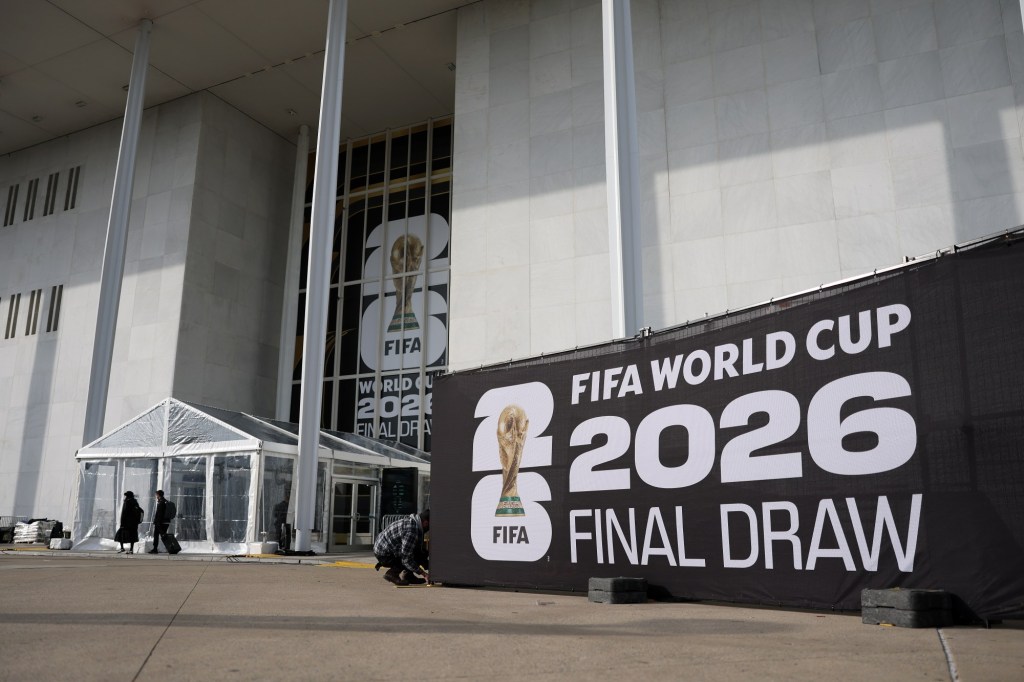 orlandosentinel's tweet photo. How to watch the 2026 World Cup draw https://t.co/MRiB5KbQY5 https://t.co/SsJ90trZh4