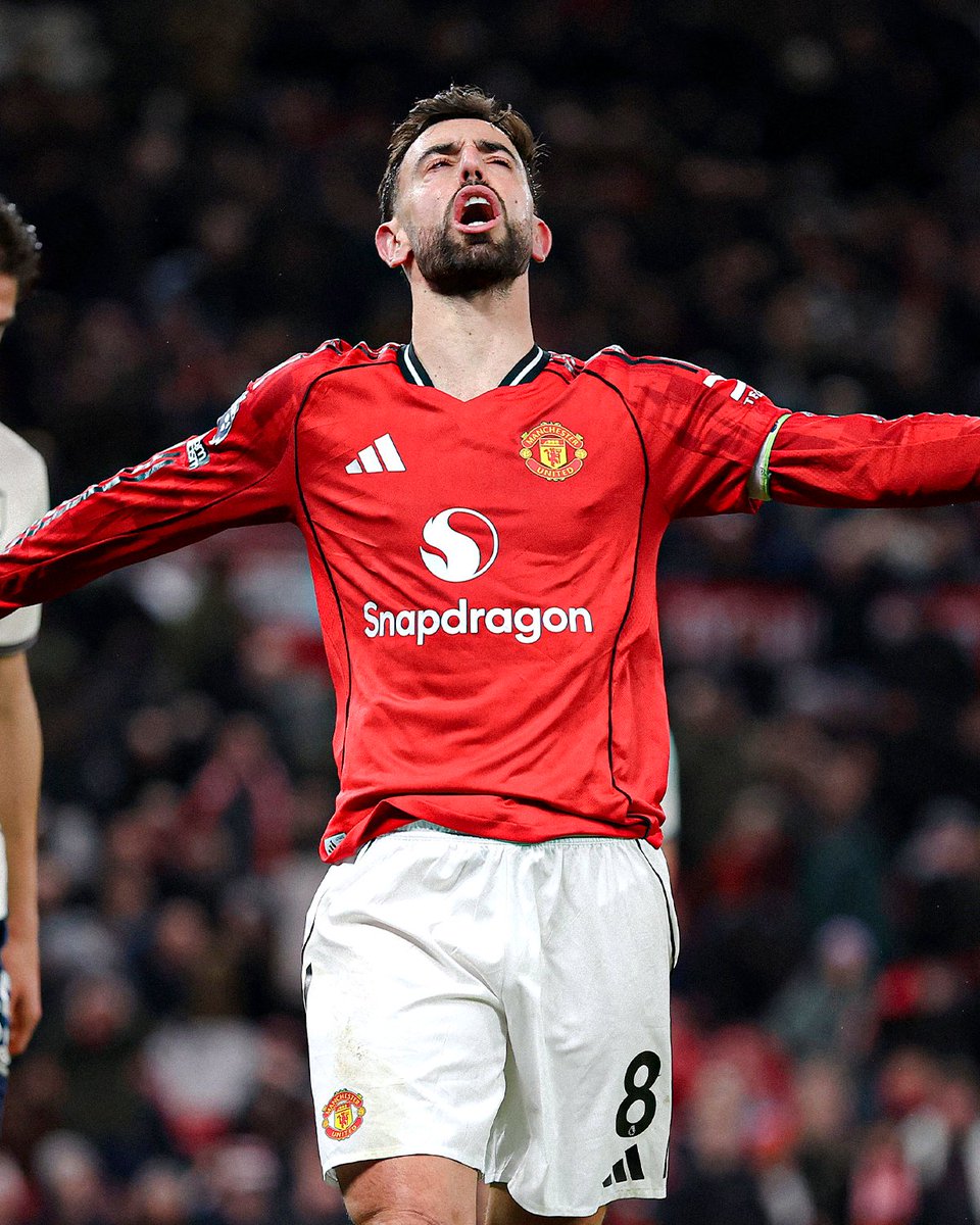 footballontnt's tweet photo. Bruno Fernandes has had 40 shots against West Ham since joining Man United, but has failed to ever score a goal in the fixture ❌

💻 @OptaJoe https://t.co/ZYXy64LSt0