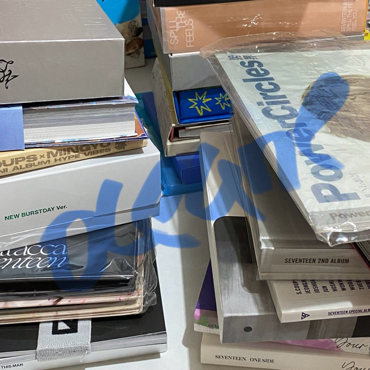 oceanecloud's tweet image. [Help RT]

wts aab seventeen

-Album fullset (Take All Only)
-magazine
-impick
-slogan

🏡dom jaksel
🍊 bisa oren (by req excl adm)
💸 negotiable
⭕️ cek condi by dm

wts wtb seventeen svt ready ina indonesia album photocard all about seventeen mingyu wonwoo