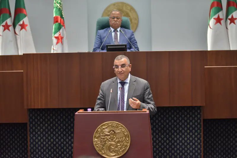 Coordination entre les ministères des #Travaux_publics et de l'#Intérieur pour résoudre le cas des ralentisseurs non conformes 

🔗aps.dz/fr/algerie/dev…
