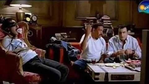 مين ده ؟
ده واحد جاني بعد يومين يبكيلي بدمع العين يشكي من حب جديد و انا ضغطي عالي