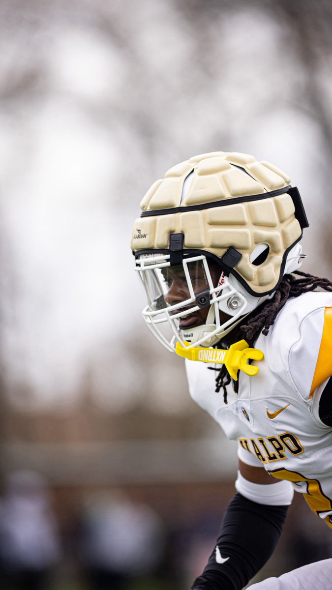 After much thought and consideration, I have decided that I will be entering my name into the transfer portal on January 2nd with 3 years of eligibility. Thank you for the past year Valpo!

5’9 170 lb nickel/cornerback
D1 FCS Transfer 
3 years of eligibility
3.2 gpa