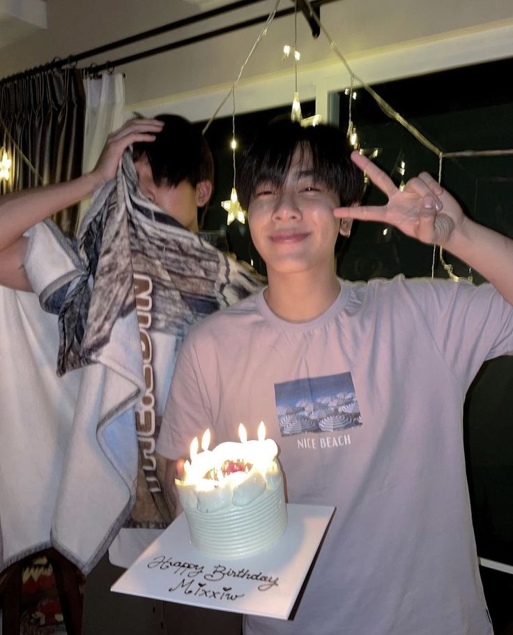 Happy birthday my Jin Miya.

I love you. Always.