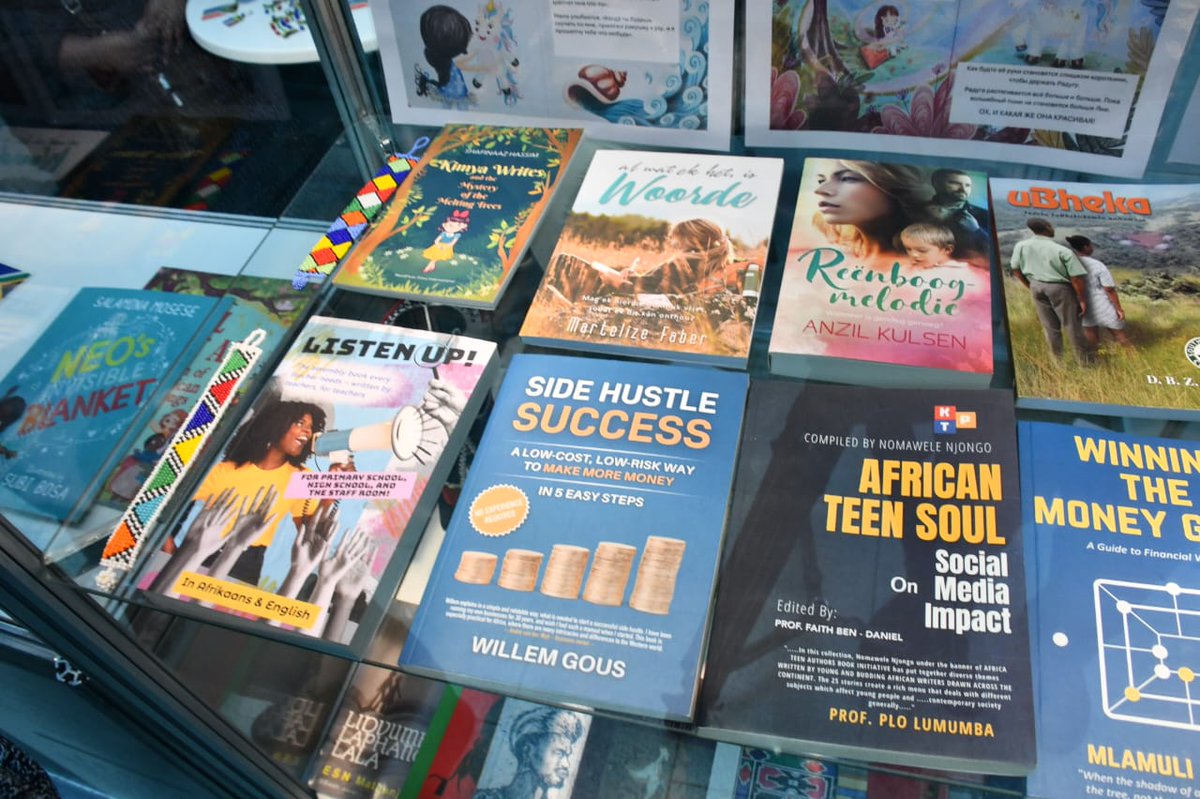 SportArtsCultur's tweet image. In Pictures: All about South Africa at the Moscow International Book Fair

#MoscowBookFair 
#SAAuthors
#InspiringANationOfWinners